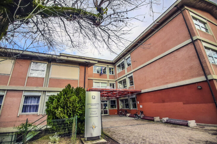 SCUOLA