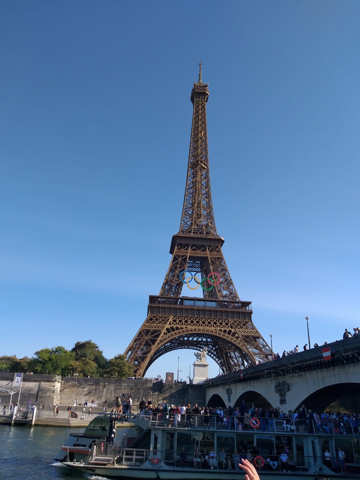 e8fe0077-c133-4204-82d7-ad1034391904